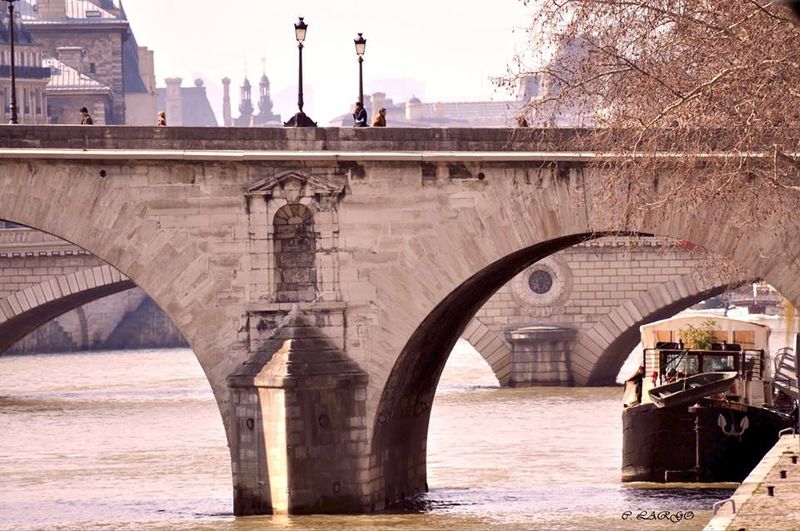 paris-bridge